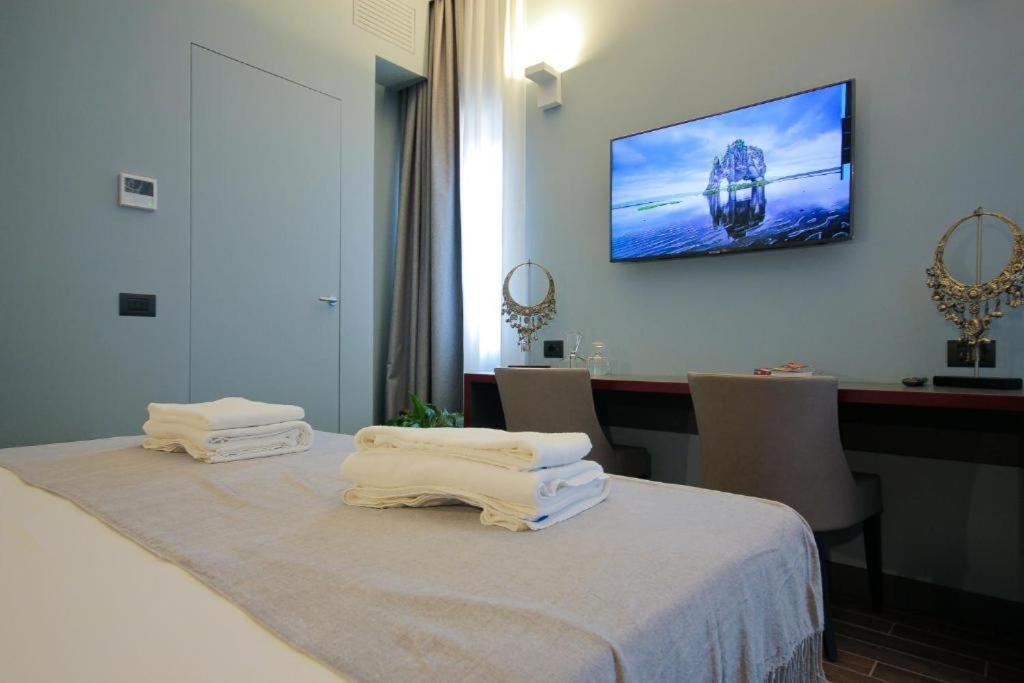 Castel Sant´angelo Luxury Rooms&tour
